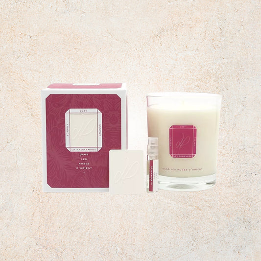 Bougie parfumée Dans les Roses d’Orient 180g, cire 100% végétale, notes de rose et oud, diffusion longue durée, artisanat français | La Promenade