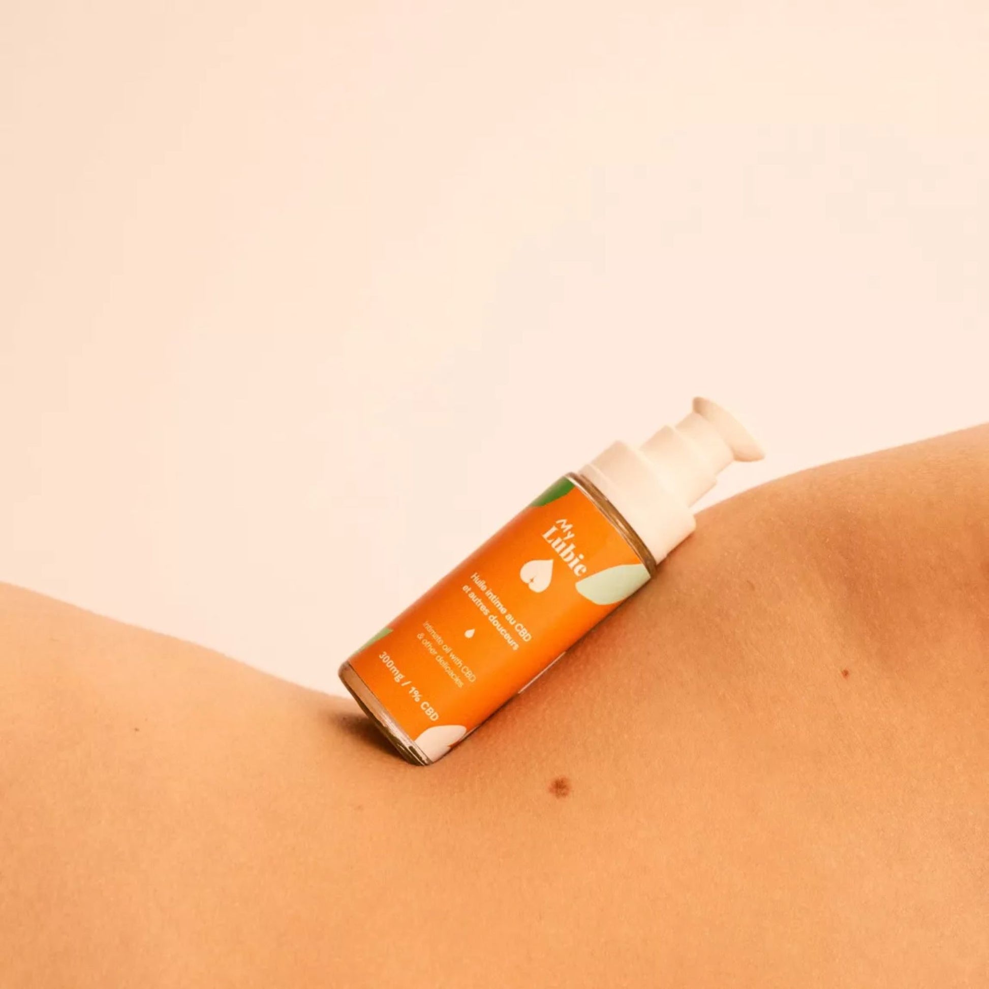 Huile intime naturelle 30 ml – Arnica et vitamine E, nourrit et apaise les parties intimes