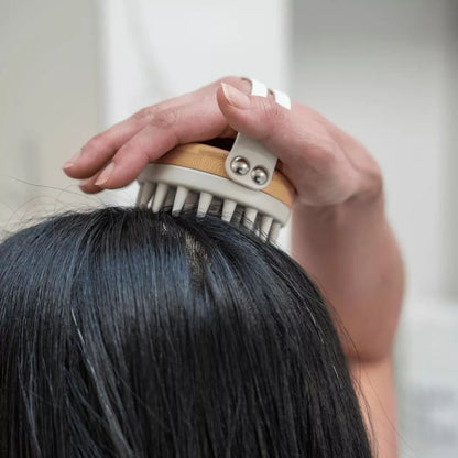 Brosse stimulante anti-chute en silicone MakeMyMask