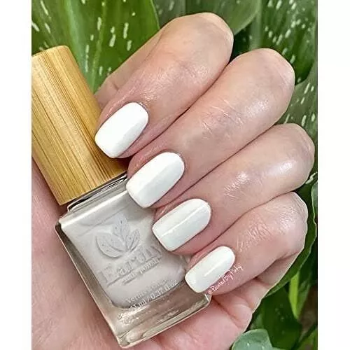 Vernis Naturel Blanc Polaire Earthy Nail Polish | Formule Bio-Sourcée et Écologique