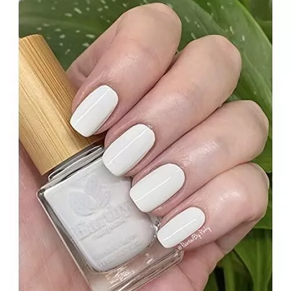 Vernis Naturel Rose Blanche Earthy Nail Polish | Formule Écologique et Bio-Sourcée